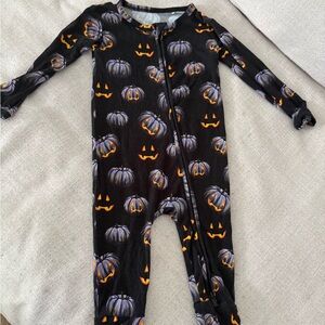 Bums and Roses Creepin it Real Zippy Size 18-24m Halloween